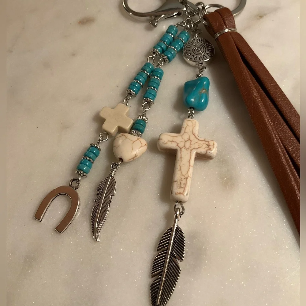 Detachable Faux Turquoise and Tassel Keychain